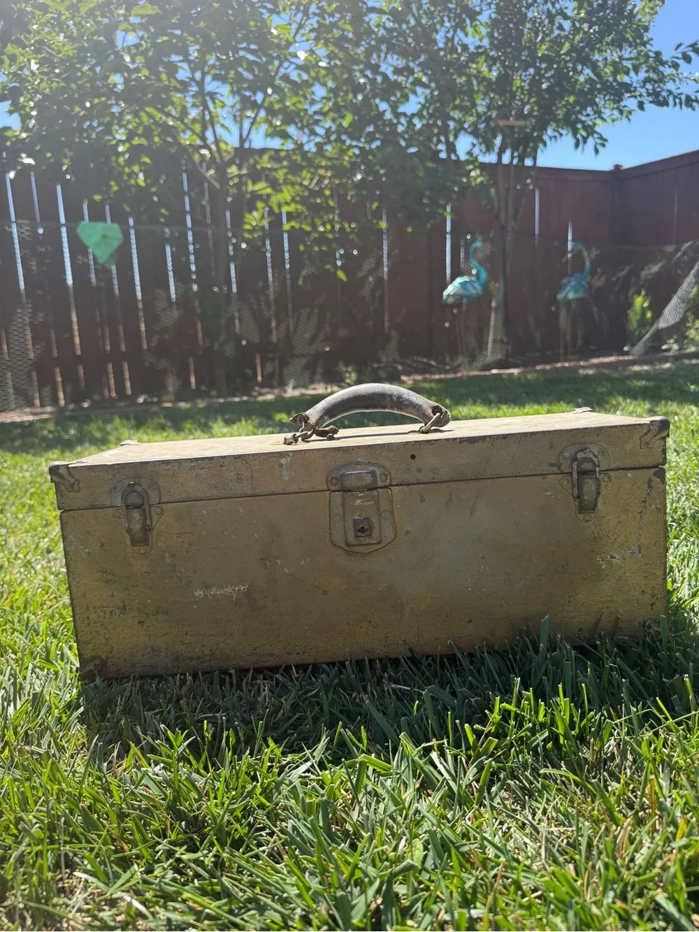 Vintage 1942 WWII US Army M6 Steel Tool Box Chest with Tray Removable Handle